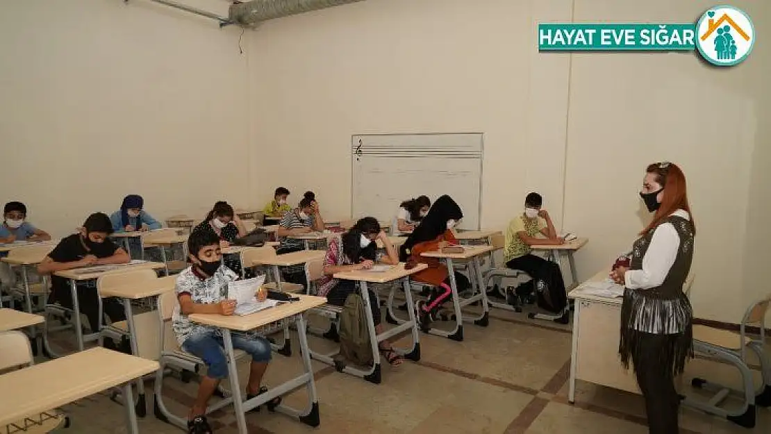 Büyükşehir Belediyesinden LGS öncesi öğrencilere hızlandırılmış kurs