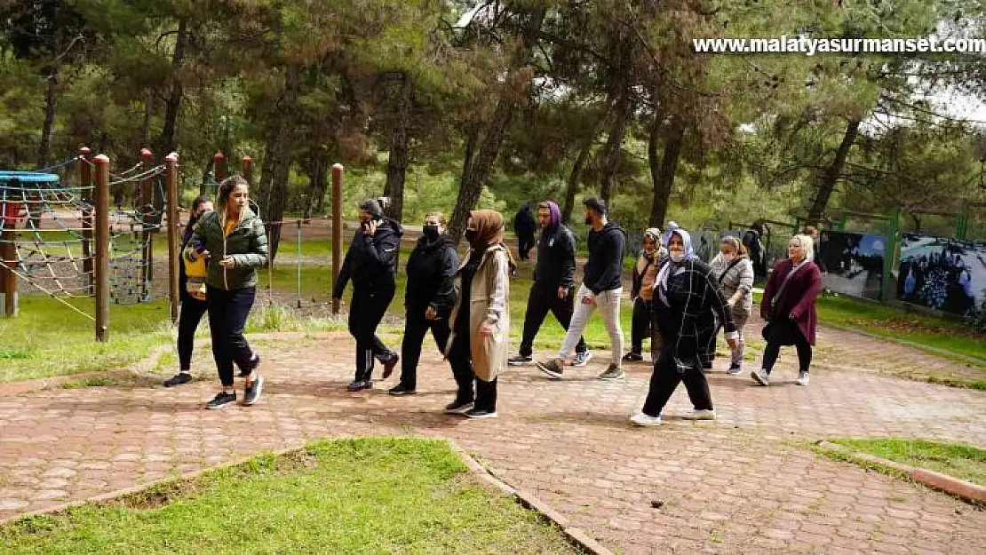 Büyükşehir'in obezite kampında 320'yi aşkın kişi fazla kilolarından kurtuldu