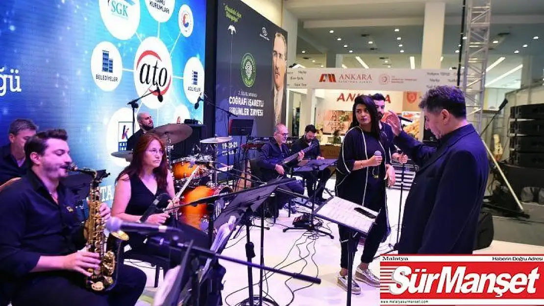 Büyükşehir standı ziyaretçi akınına uğruyor