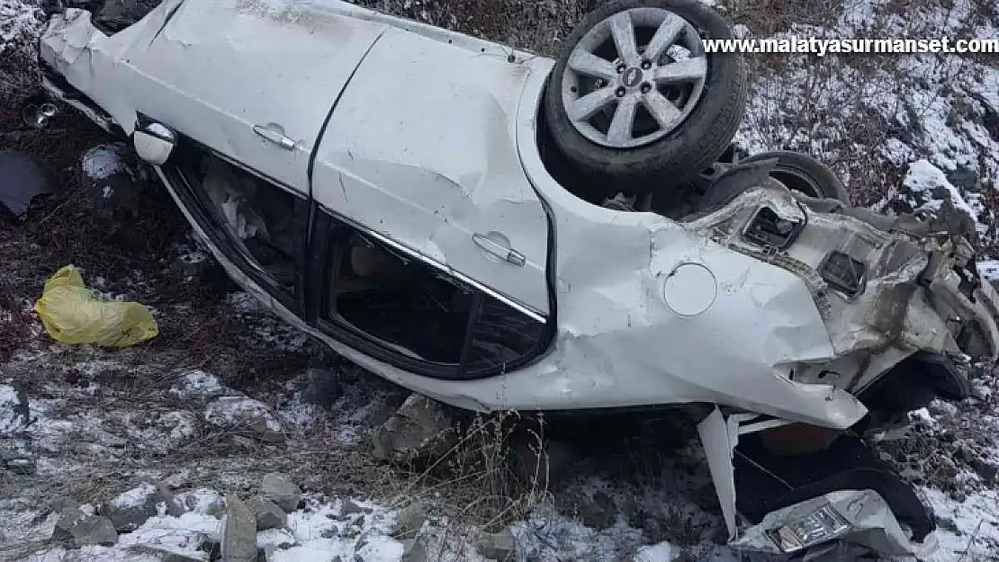 Cenaze yolunda trafik kazası: 6 yaralı