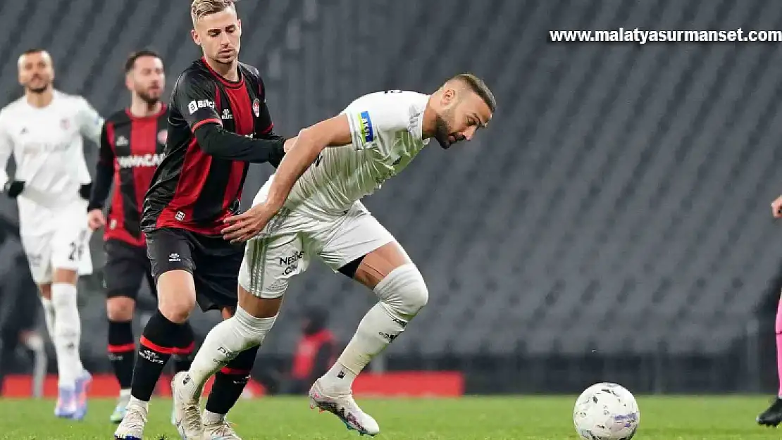 Cenk Tosun, Süper Lig'de gol sayısını 9'a çıkarttı