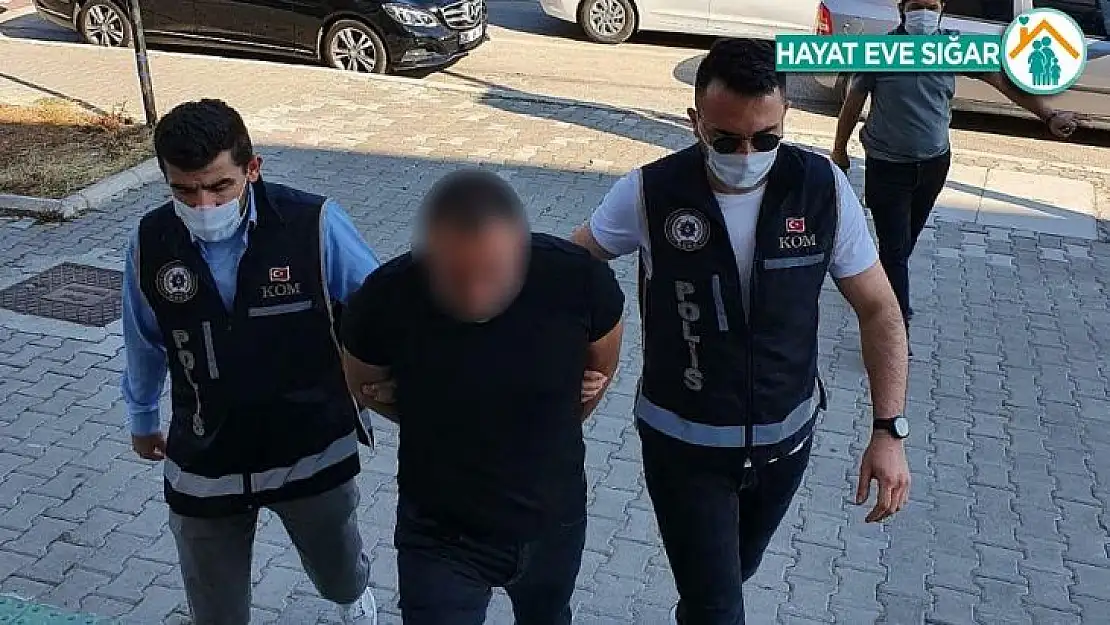 Çeşme'de 2 kişiyi yaralayan avukat tutuklandı