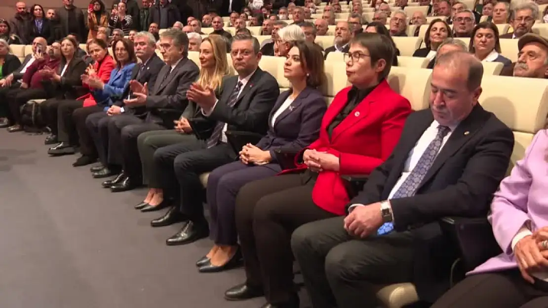 CHP Genel Başkanı Özel Düşük Maaşlara İnsanların Mahkum Edilmesi Doğru Değil