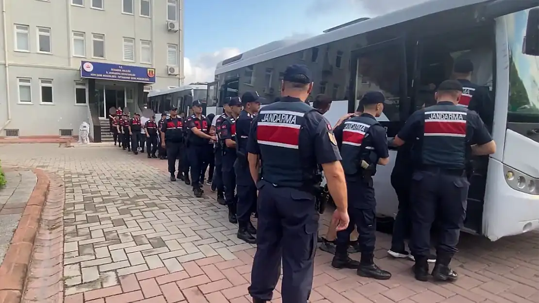 Cinayet, Tehdit, Yağma... İstanbul'da Suç İmparatorluğu Çökertildi!