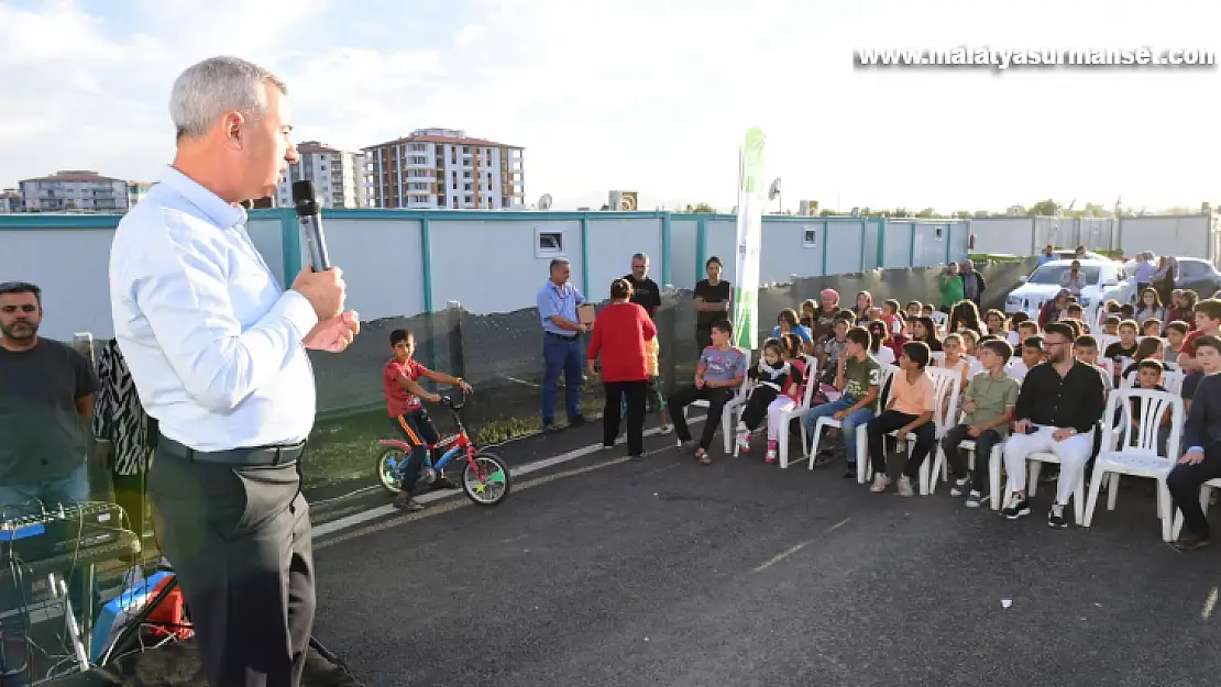 Çocuklarımıza Mutlu ve Güzel Bir Gelecek Hazırlamalıyız