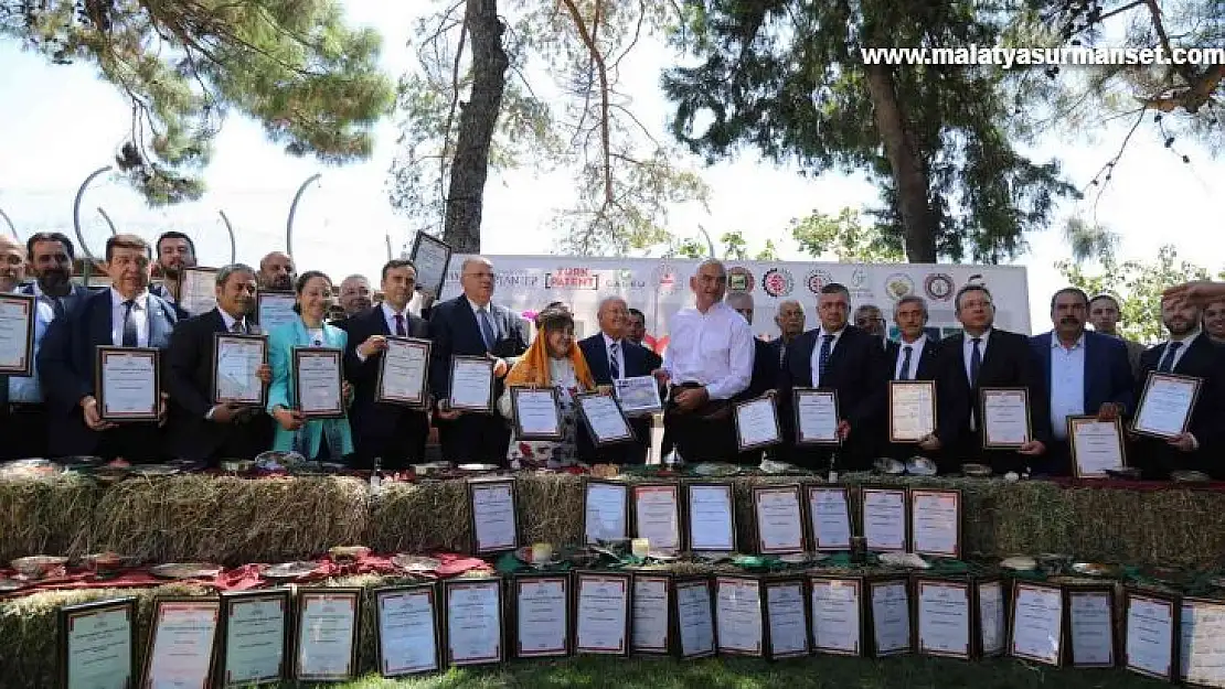 Coğrafi işaretli 60 ürün için tescil teslim töreni düzenledi