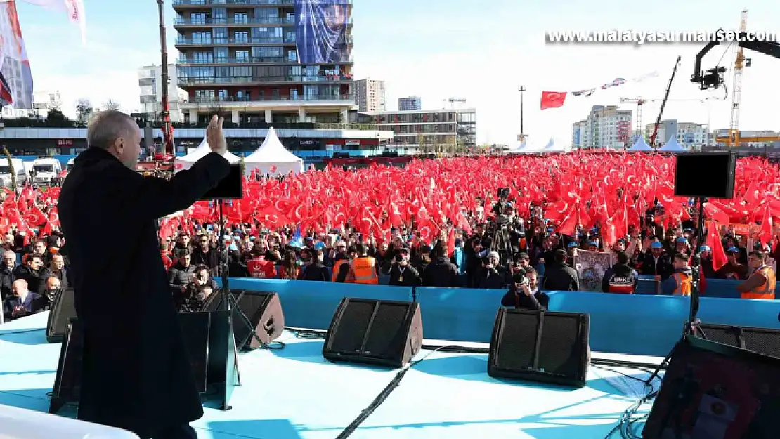 Cumhurbaşkanı Erdoğan: Kimileri sadece laf yapar, kimileri de işte böyle iş yapar, hizmet yapar