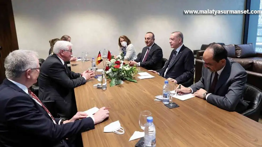 Cumhurbaşkanı Erdoğan, Senegal'de Almanya Cumhurbaşkanı Steinmeier ile görüştü