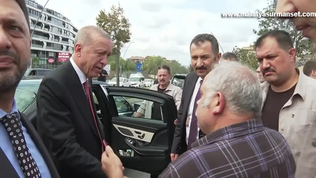 Cumhurbaşkanı Erdoğan, Üsküdar'da vatandaşlarla sohbet etti