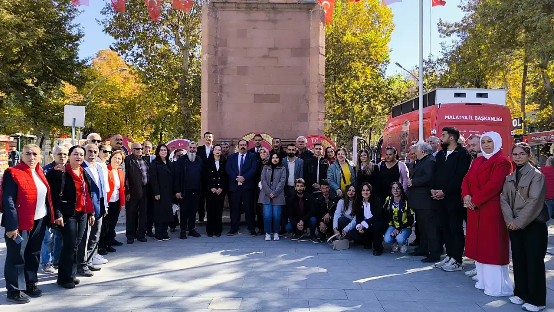 Cumhuriyet Coşkusu Malatya'da Kutlandı