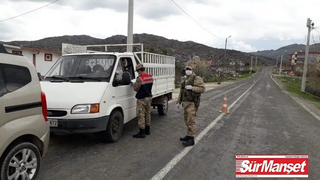 Çüngüş'te kent dışından gelenler sağlık kontrolünden geçiriliyor