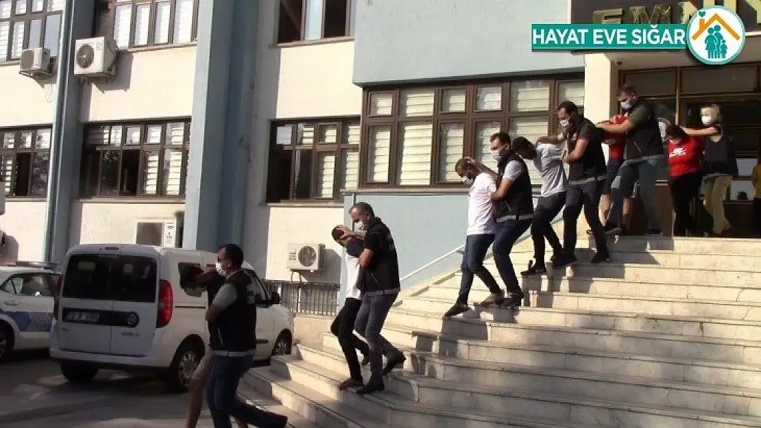 Denizli'de uyuşturucu ticareti yapan 23 şahıs gözaltına alındı