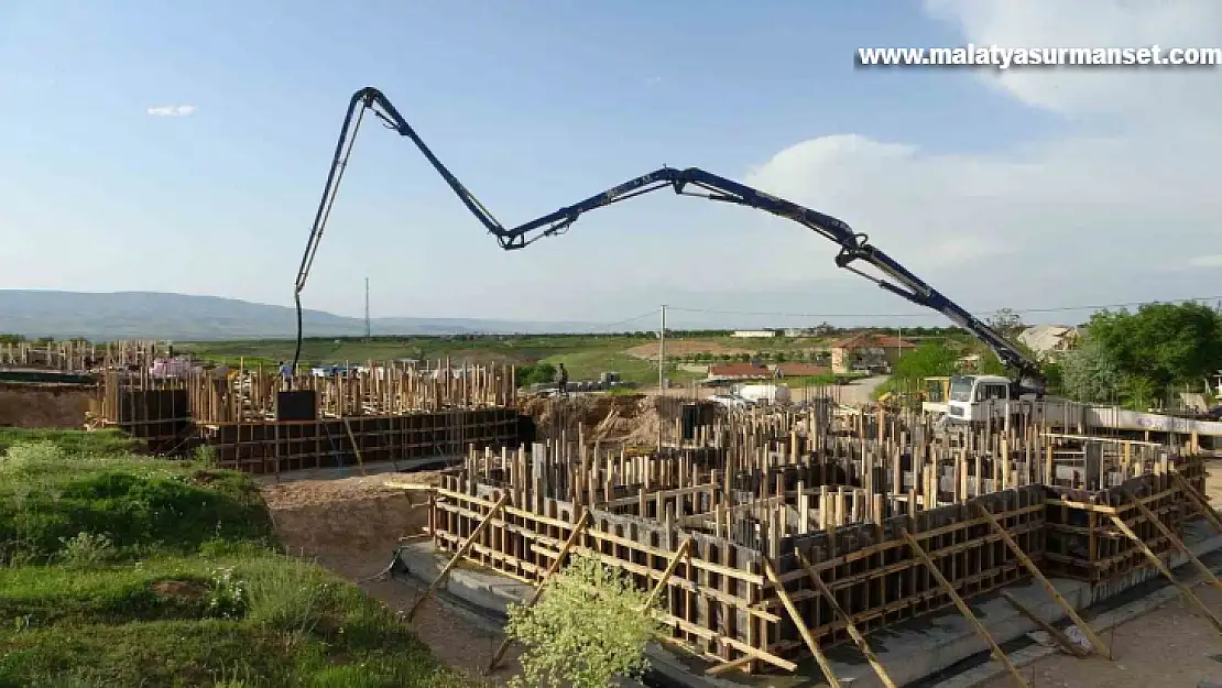 Deprem bölgesi Malatya'da köy evleri yükseliyor