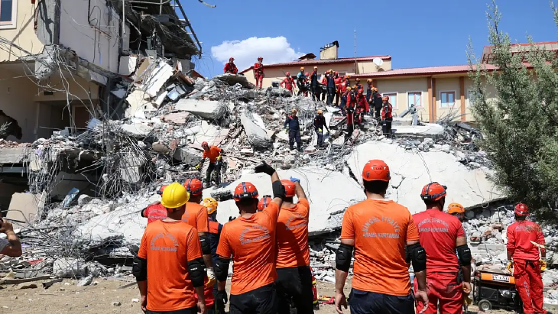 Deprem Saha Tatbikatı Yapıldı