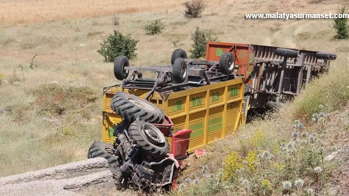 Devrilen traktör altında kalan sürücü ağır yaralandı