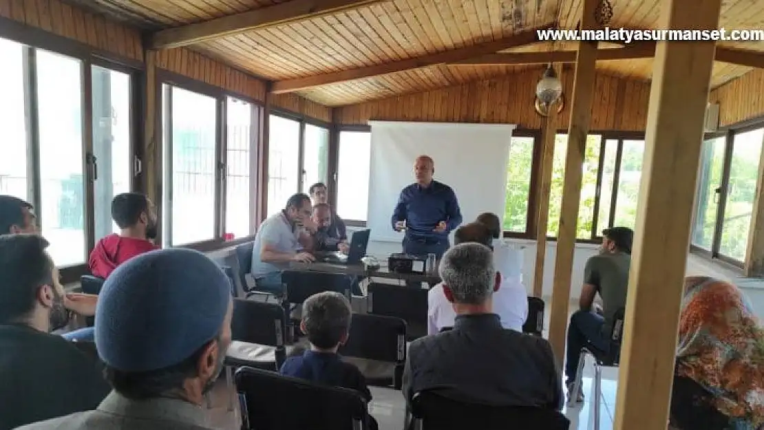 Dicle'de okullara yemek çıkaran firma ve kantinlere hijyen eğitimi