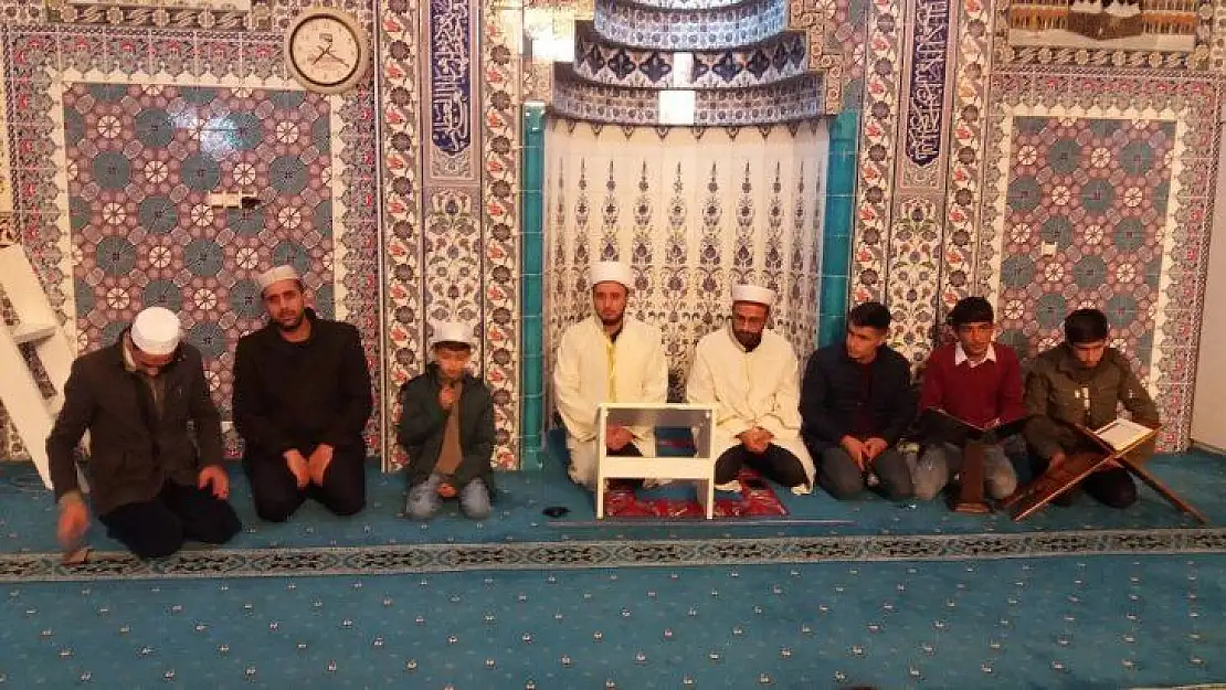 Dicle'de Regaip Kandili programı