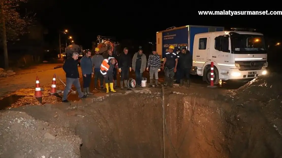 DİSKİ Bismil'de içme suyu borusundaki arızayı giderdi