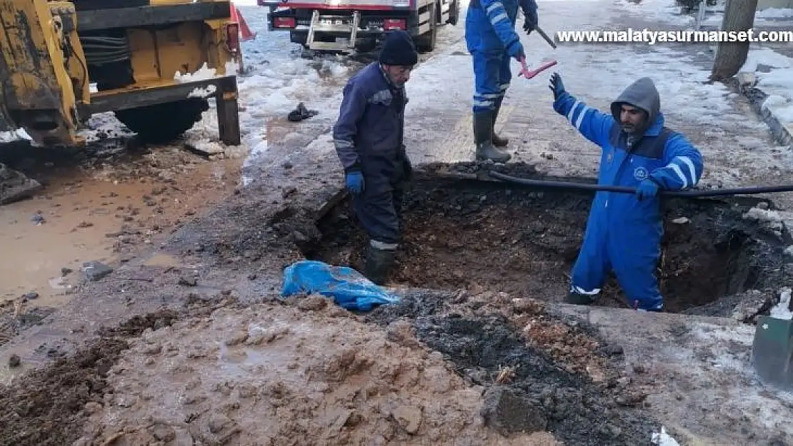 DİSKİ buzlanma sonucu yaşanan arızalara müdahale ediyor