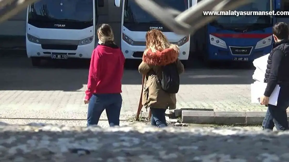 Diyarbakır'da 21 aylık kızını darp eden kadın, serbest bırakıldı