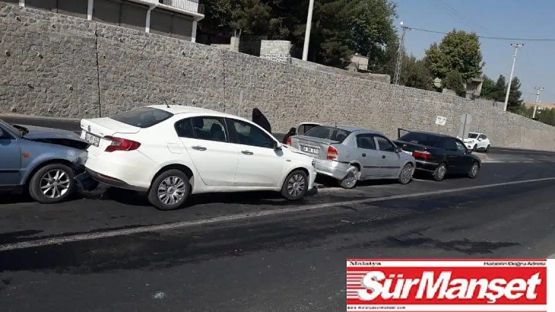 Diyarbakır'da 6 aracın kazaya karışmasına neden olan sürücü olay yerinden kaçtı