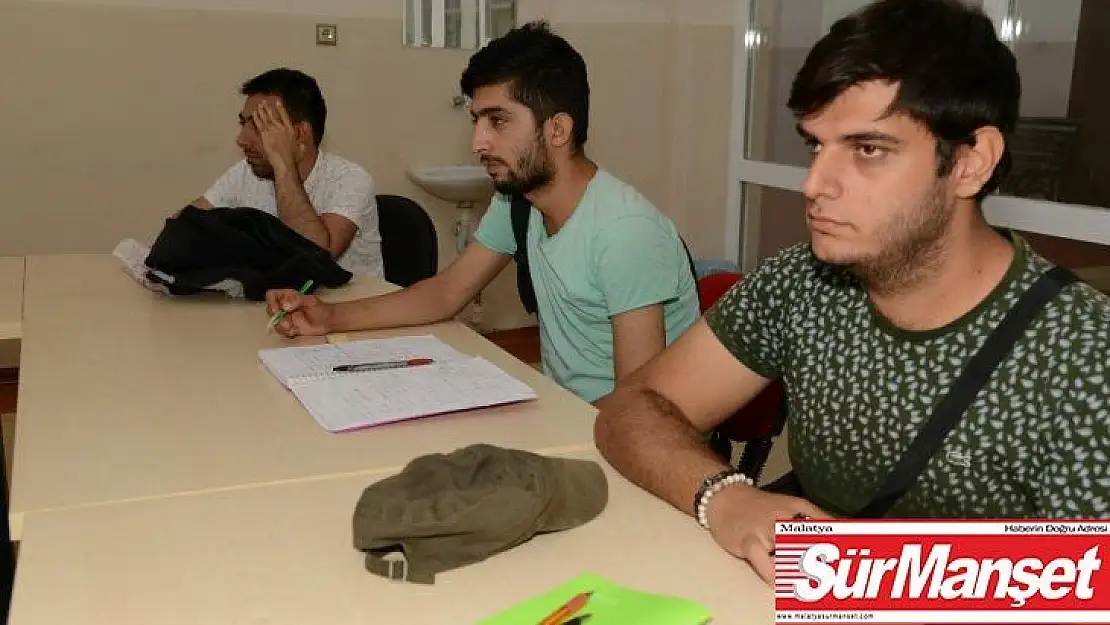 Diyarbakır'da EKPSS kursu başladı
