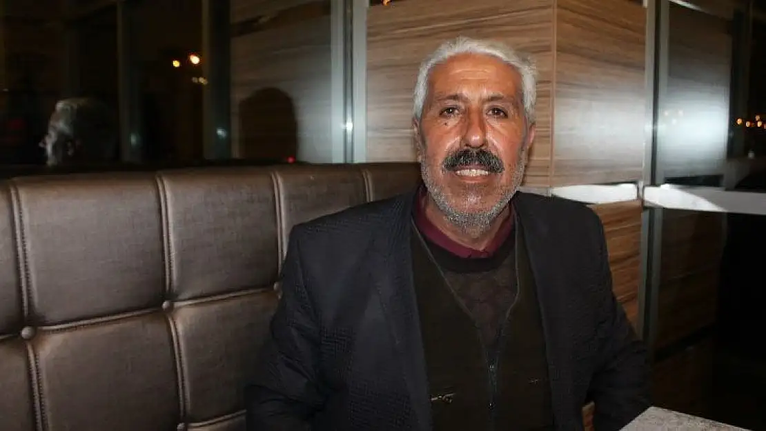 Diyarbakır'da evlat nöbeti tutan baba Melik Aslan evladına kavuştu