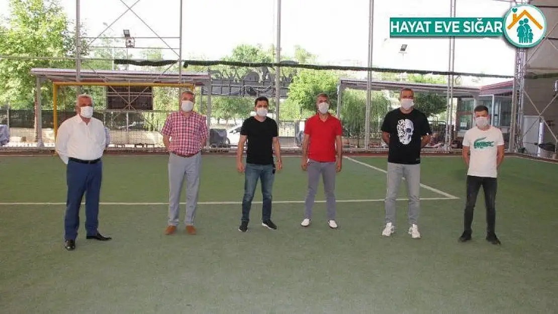 Diyarbakır'da halı saha işletmecilerinden 'açılma' talebi