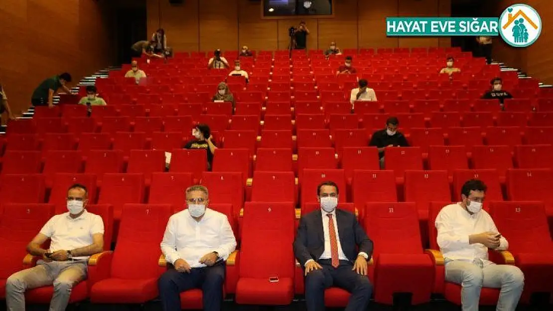 Diyarbakır'da online bilgi yarışmasının finali yapıldı