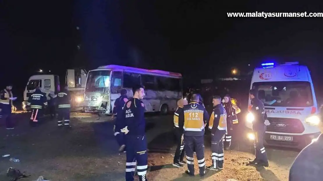 Diyarbakır'da polis aracı kaza yaptı: 17 hafif yaralı