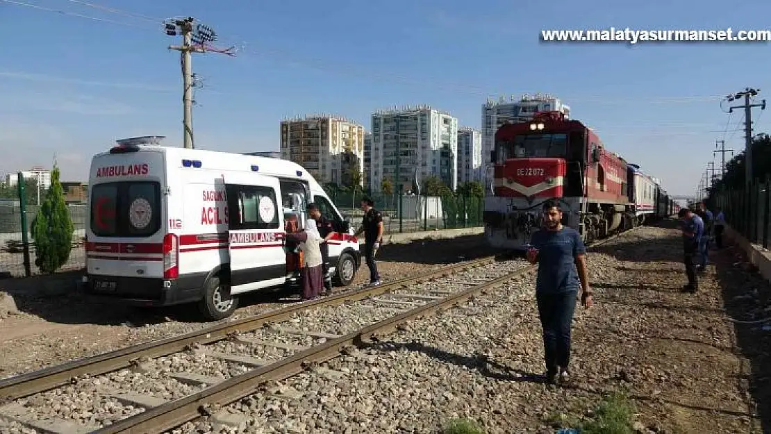 Diyarbakır'da üst geçit yerine yolu kullanan yaşlı adama tren çarptı