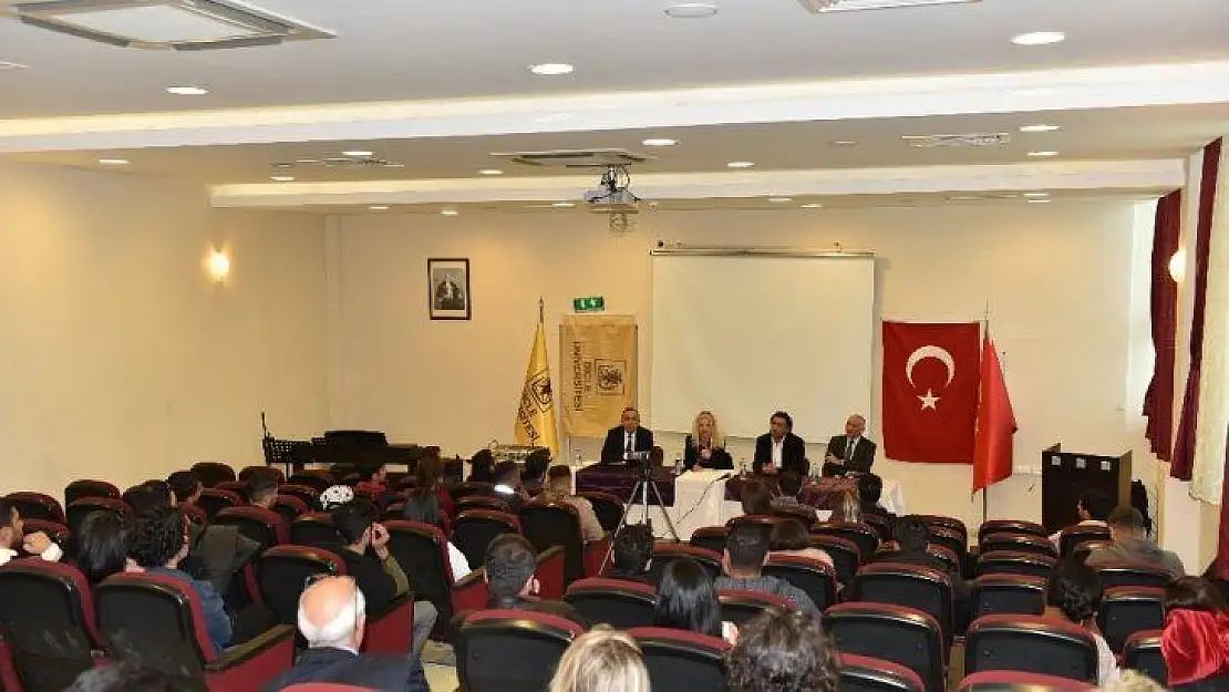 DÜ'de halk oyunlarının dünü bugünü söyleşisi