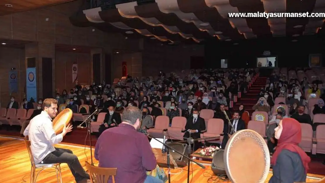 DÜ'de Yunus Emre ve Hacı Bektaş Veli anıldı