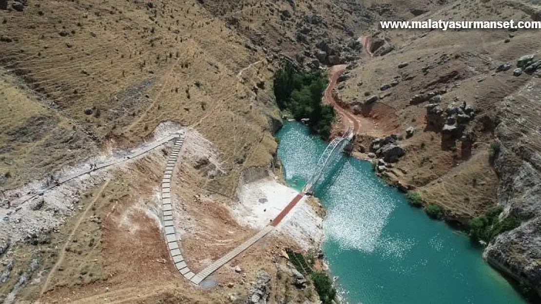 Eğil'de çevre düzenleme çalışmaları sürüyor