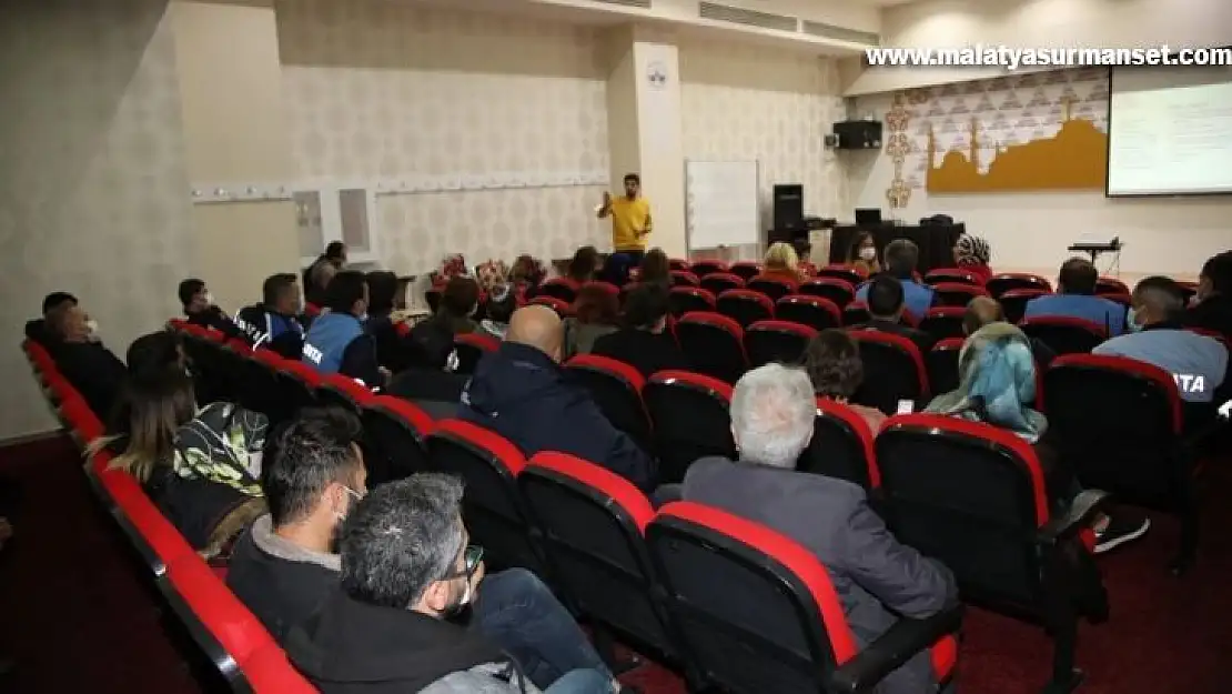 Elazığ Belediyesinden 'kadına yönelik şiddetle mücadele' semineri