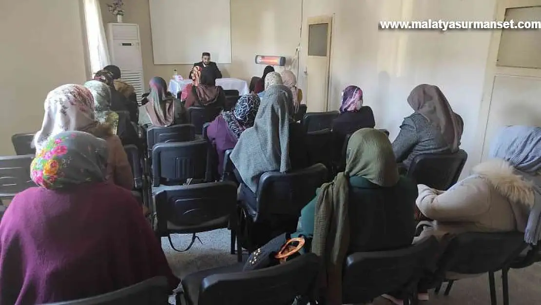 Elazığ'da 'İslam'da aile ve kadın' semineri düzenlendi