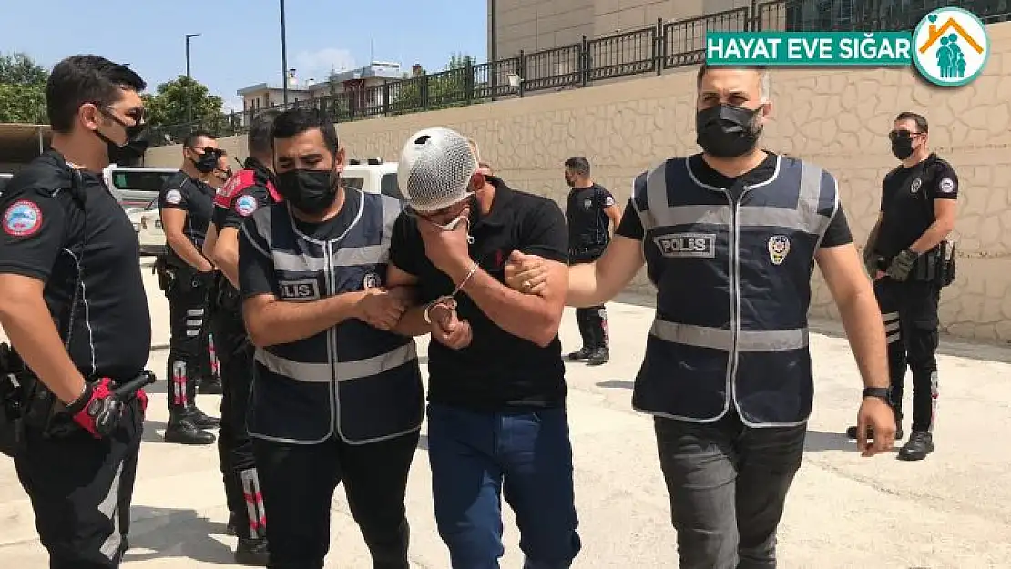 Elazığ'da 1 kişiyi öldürüp 6 kişiyi yaralayan şüpheli adliyeye sevk edildi