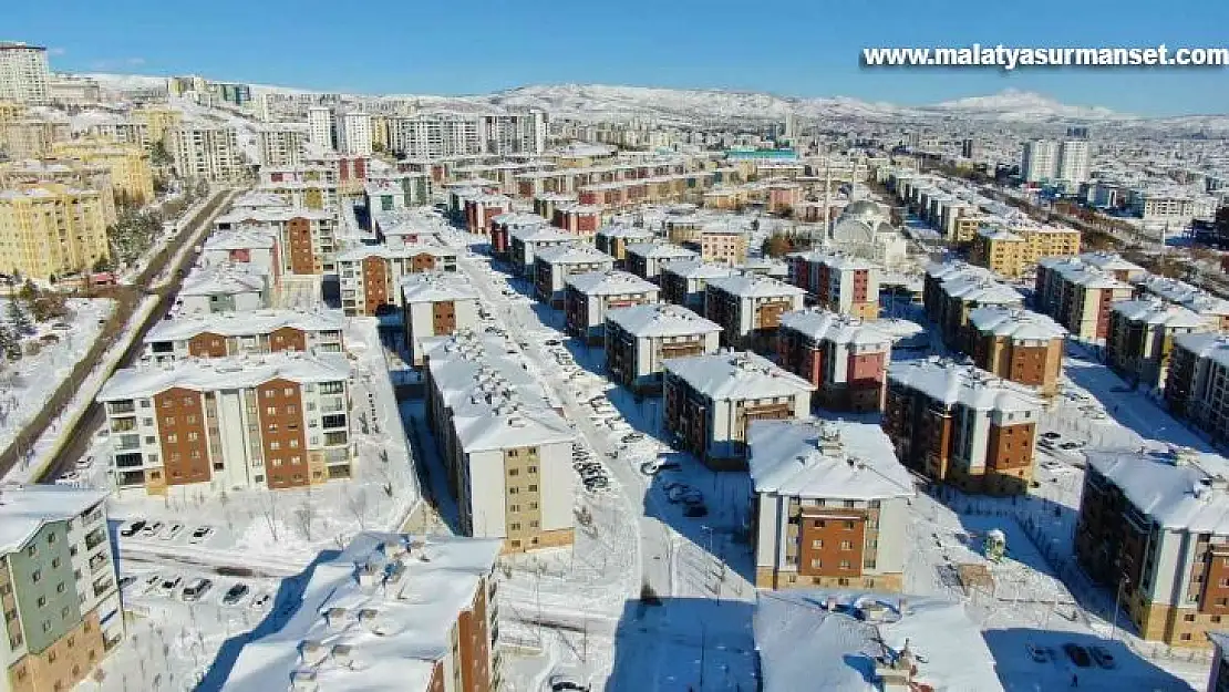 Elazığ'da 24 Ocak depreminin ardından 17 bin 95 konut ve 243 iş yeri hak sahiplerine teslim edildi