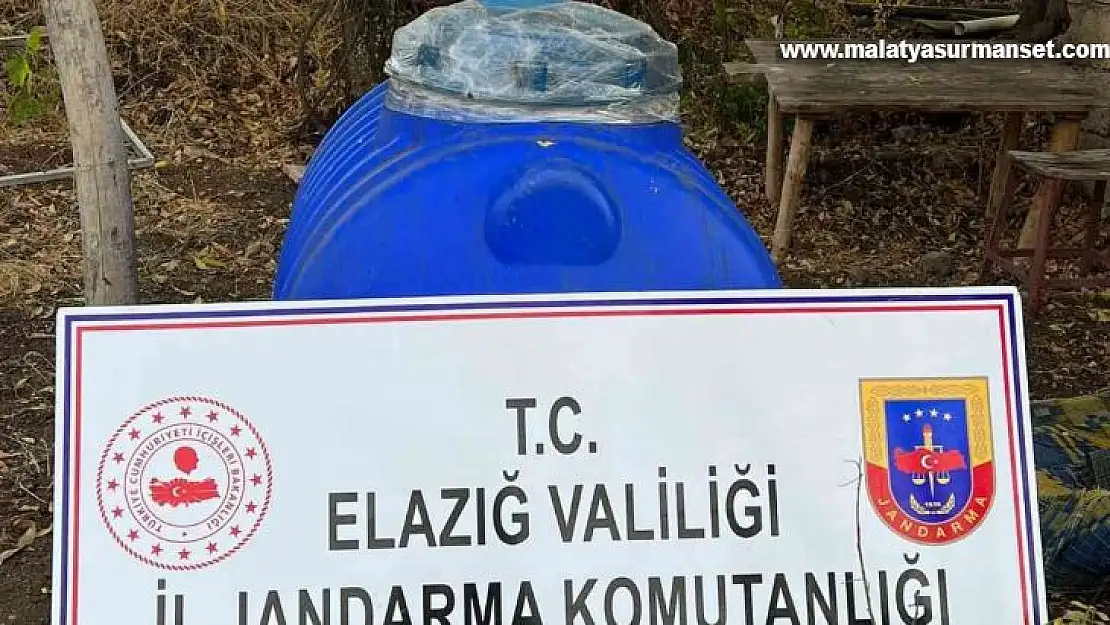 Elazığ'da bin litre kaçak şarap ele geçirildi