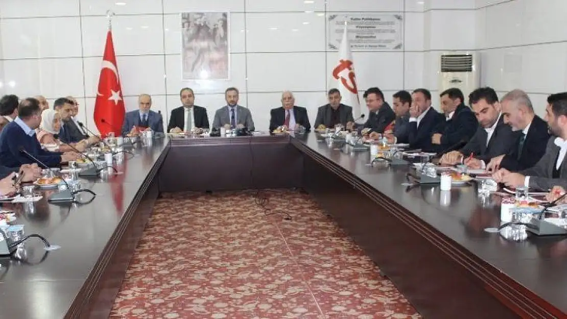 Elazığ'da deprem sonrası istişare toplantısı