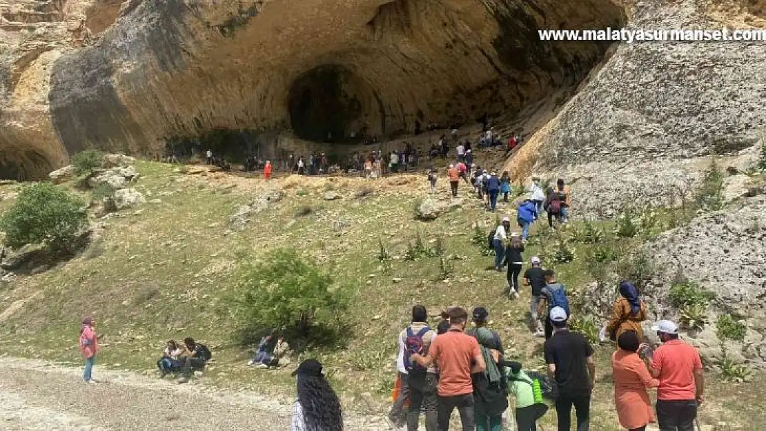 Elazığ'da Fırat Fest tüm hızıyla sürüyor