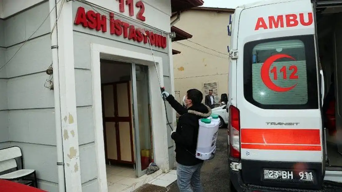 Elazığ'da korona virüsüne karşı dezenfekte çalışmaları sürüyor