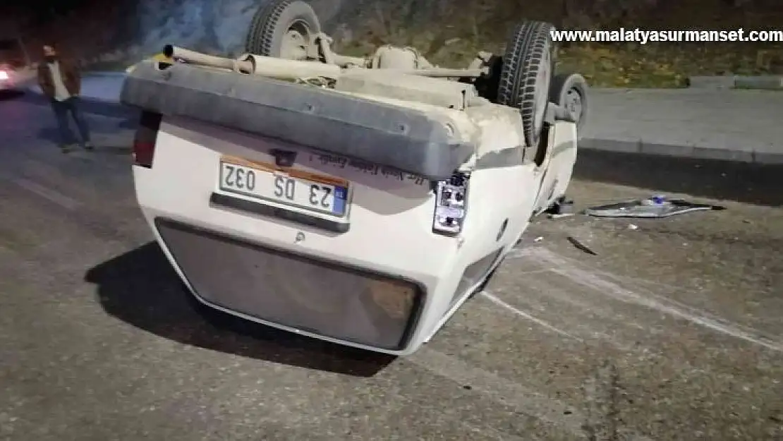 Elazığ'da otomobil takla attı: 2 yaralı