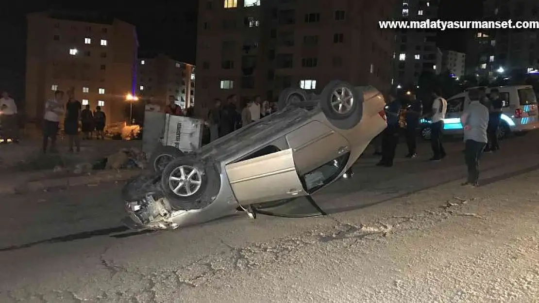 Elazığ'da otomobil takla attı: 4 yaralı