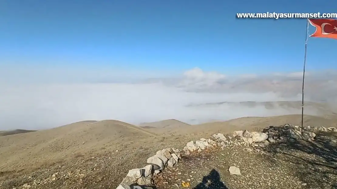 Elazığ'da sis tabakası görsel şölen sundu