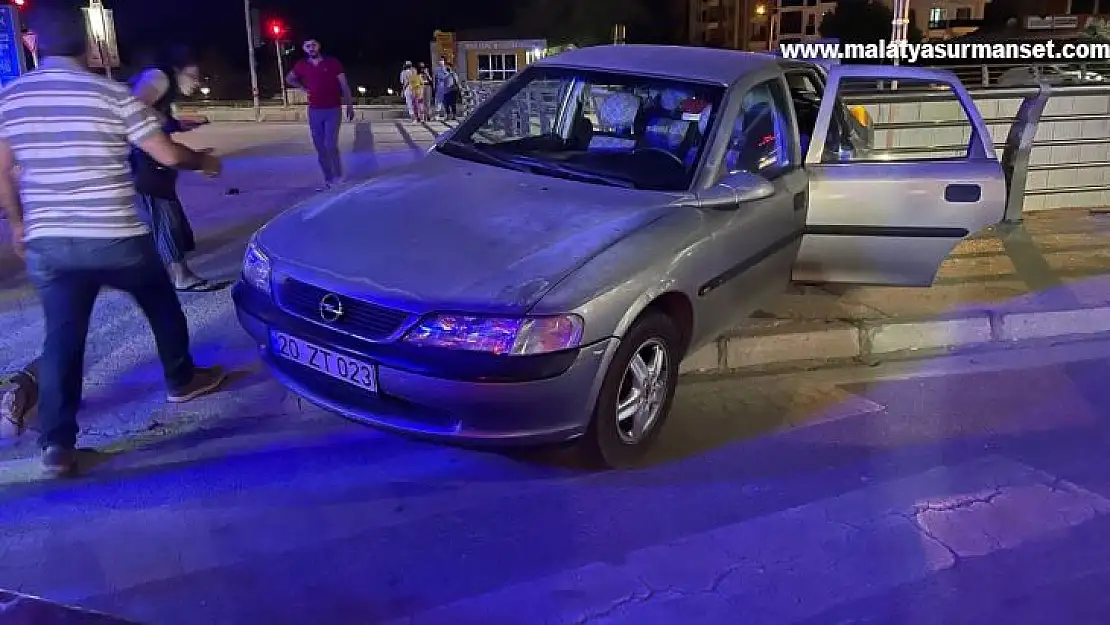 Elazığ'da trafik kazası: 4 yaralı