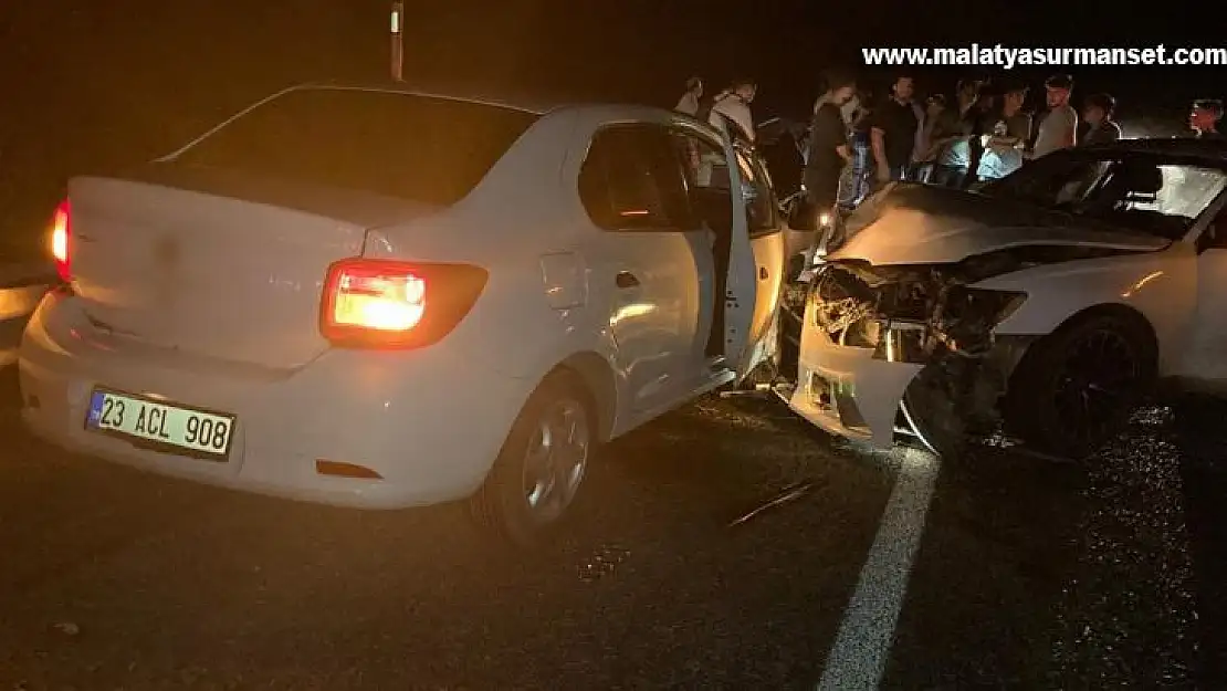 Elazığ'da trafik kazası: 4 yaralı