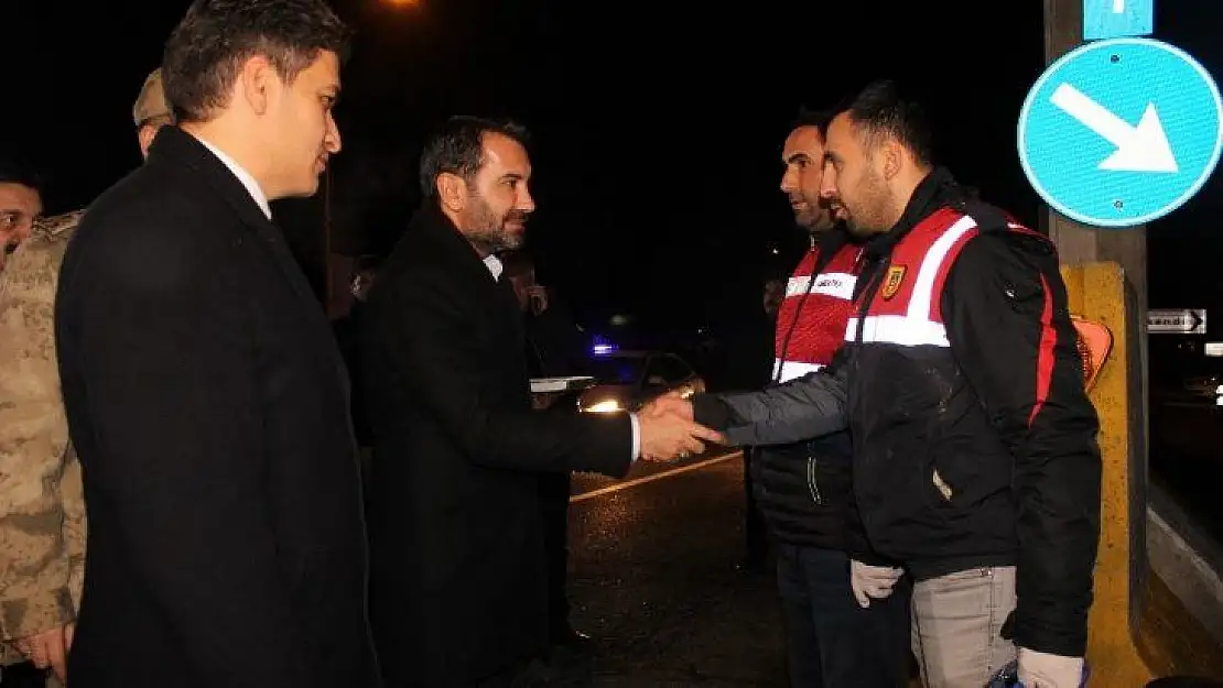 Elazığ protokolü yeni yıla güvenlik güçleriyle girdi