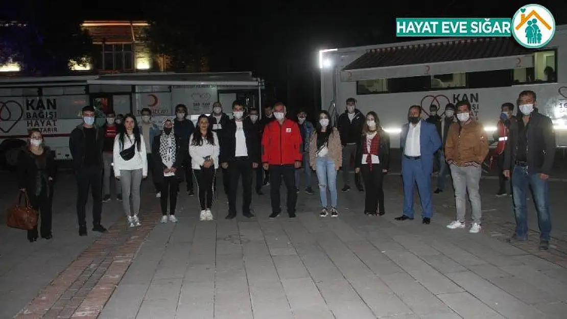 Elazığlı dizi oyuncularından kan bağışı çağrısına destek