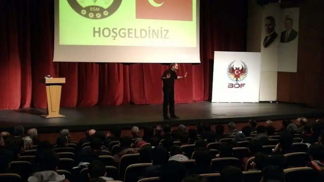 Emniyet Başmüfettişi Sula'nın konferansı ilgi gördü